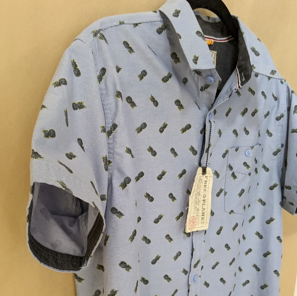 Short sleeve blue button up, pineapple print. Free Planet: men's Large. - Picture 4 of 12
